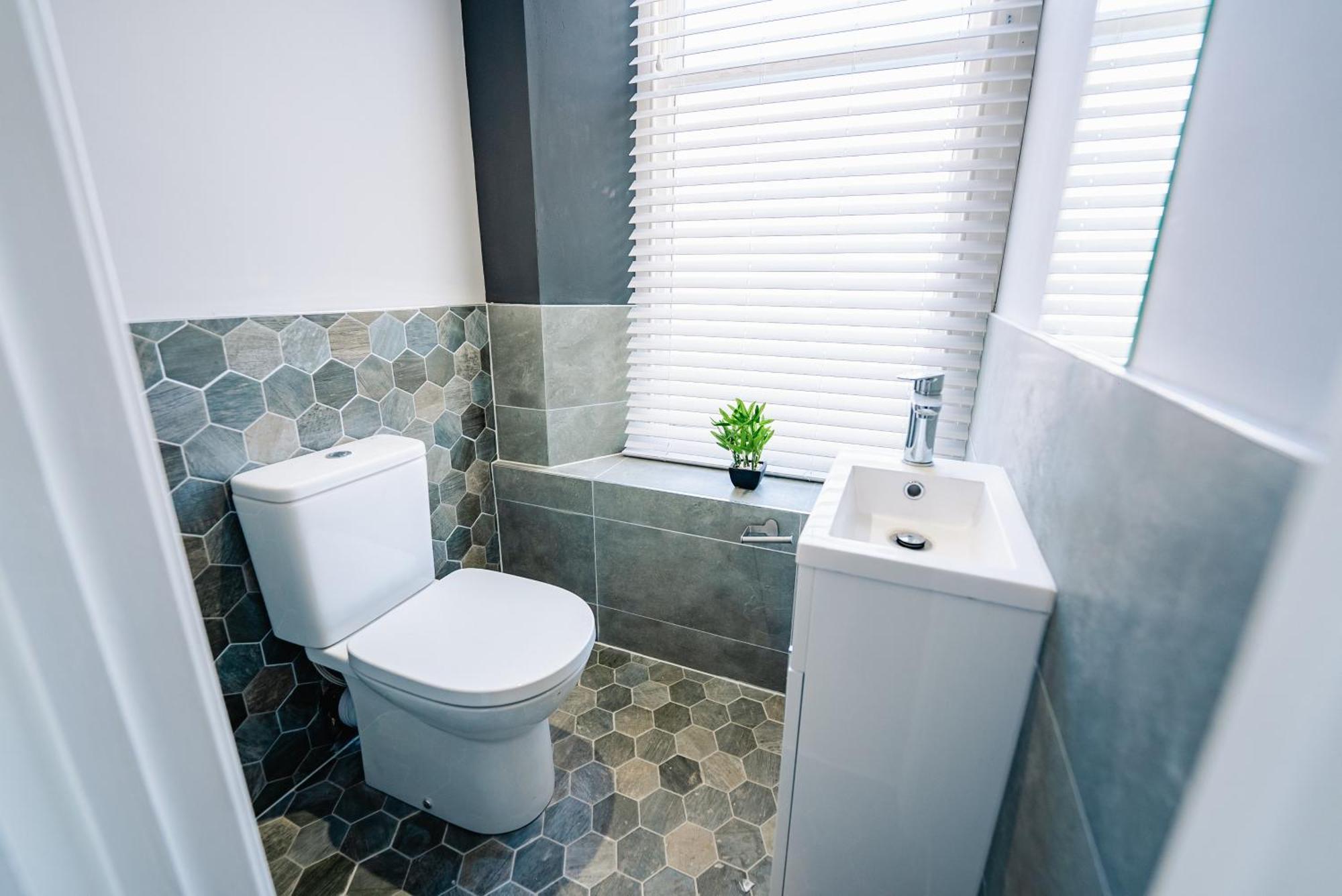 Luxury Spacious 2-Bed & High Ceiling Cardiff Eksteriør bilde